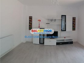Casa de închiriat 4 camere, în Targoviste, zona Central