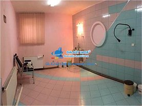 Vânzare spaţiu comercial