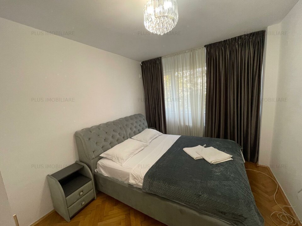 Apartament 3 camere la 2 minute de metrou Piata Victoriei