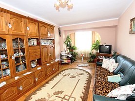 Apartament de vânzare 3 camere, în Galati, zona Micro 18