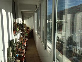 Apartament de vânzare 3 camere, în Bucuresti, zona Pantelimon