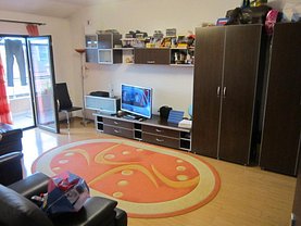 Apartament de vânzare 3 camere, în Dobroesti