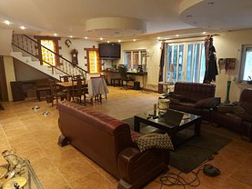 Casa de vânzare 8 camere, în Snagov