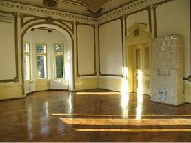 Casa de vânzare 8 camere, în Bucureşti, zona Naţiunile Unite