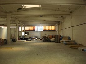 Închiriere spaţiu industrial