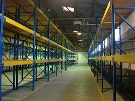 Vânzare spaţiu industrial