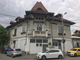 Apartament de vânzare 5 camere, în Bucureşti, zona Calea Călăraşilor