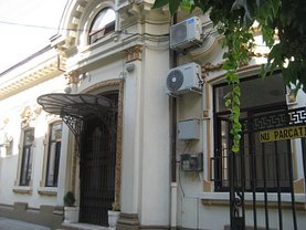 Casa de vânzare 8 camere, în Bucuresti, zona Romana