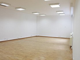 Casa 22 camere în Bucuresti, Universitate