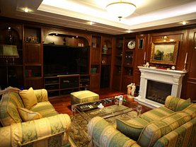 Casa de vânzare 13 camere, în Snagov