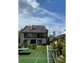 Casa 10 camere în Vernesti