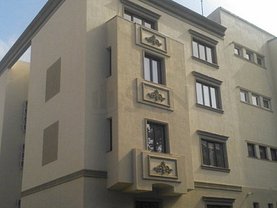 Casa de vânzare sau de închiriat 25 camere, în Bucureşti, zona Universitate