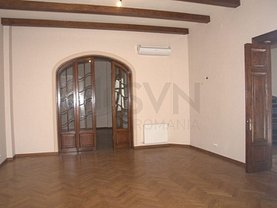 Casa 8 camere în Bucuresti, Romana