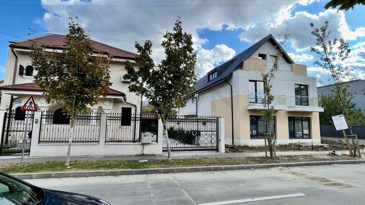 REV2003155 Casa 6 camere 180 mp cu Curte Zona 2 cocosi