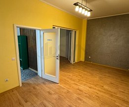 Casa de închiriat 14 camere, în Bucuresti, zona Cismigiu