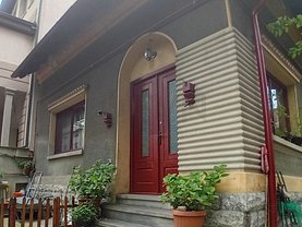 Casa de vânzare 3 camere, în Bucureşti, zona Parcul Carol