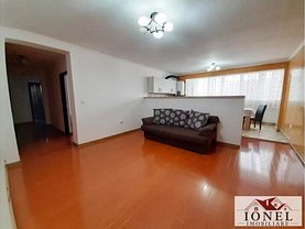 Apartament de vânzare 3 camere, în Alba Iulia, zona Cetate