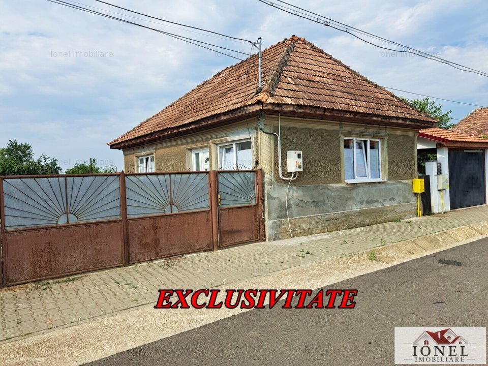 Casa de vanzare in Teius 830 mp teren