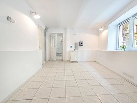 Vânzare spaţiu comercial