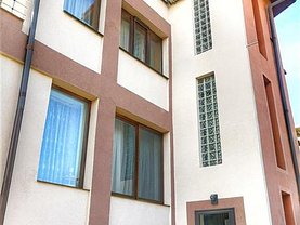 Casa de vânzare 4 camere, în Voluntari, zona Central