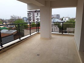 Apartament de vânzare 3 camere, în Bucureşti, zona Bucureştii Noi