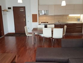 Apartament de vânzare 2 camere, în Bucureşti, zona Văcăresti