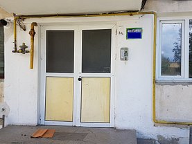 Apartament de vânzare 2 camere în Ramnicu Valcea, Ostroveni