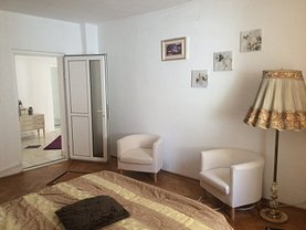 Apartament de închiriat 5 camere, în Ramnicu Valcea, zona Lenin Sud