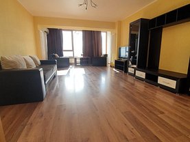 Apartament de închiriat 3 camere, în Galaţi, zona Faleză