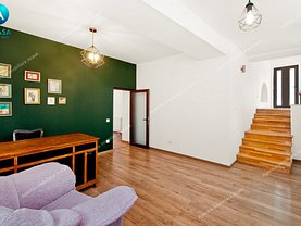 Apartament de închiriat 3 camere, în Galaţi, zona Central