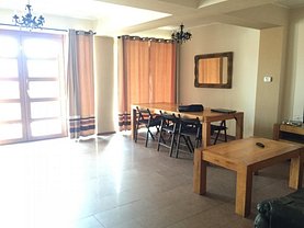 Casa de închiriat 5 camere, în Galati, zona Nord-Est