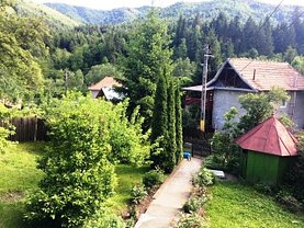 Casa de vânzare 2 camere, în Agăş