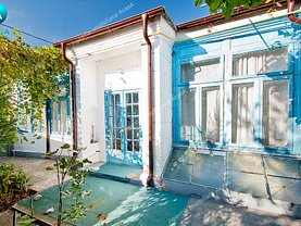 Casa de vânzare 3 camere, în Galaţi, zona Piaţa Centrală