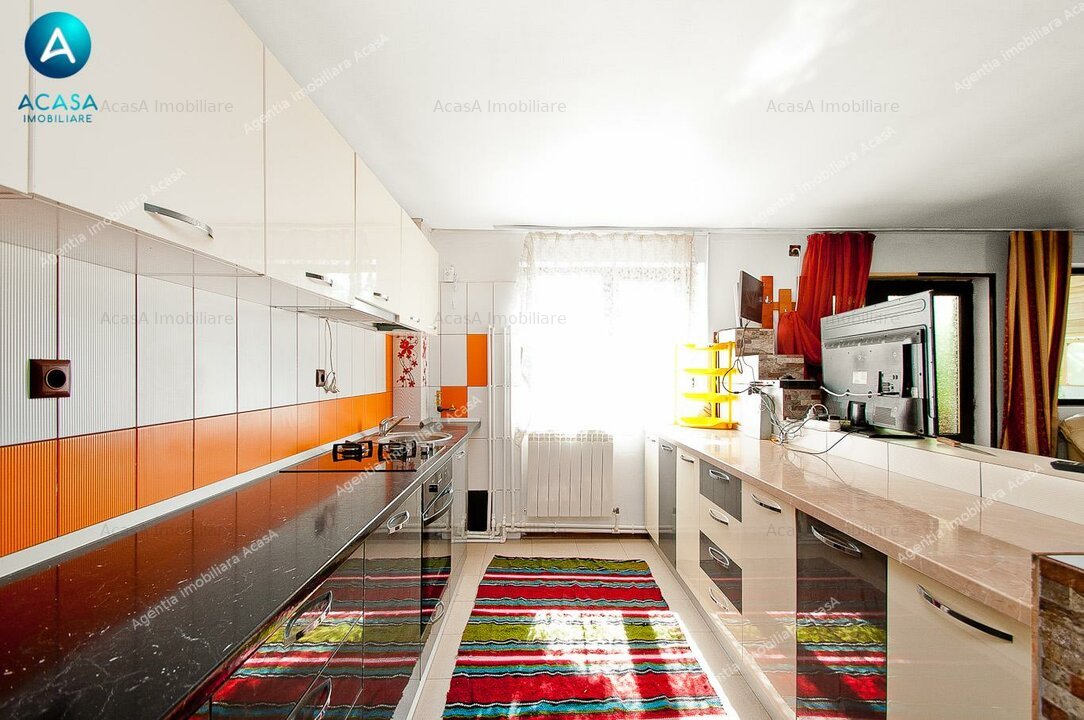 Vila Modernă de Vânzare în Bariera Traian Ideală pentru Familie!