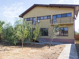 Casa 4 camere în Darza