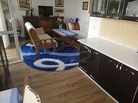 Apartament de vânzare 3 camere, în Piatra-Neamt, zona Central
