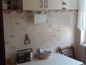 Apartament de vânzare 2 camere, în Piatra-Neamt, zona Central
