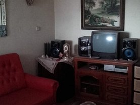 Apartament de vânzare 4 camere, în Piatra-Neamţ, zona Mărăţei