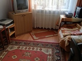 Apartament de vânzare 2 camere, în Piatra-Neamţ, zona Mărăţei