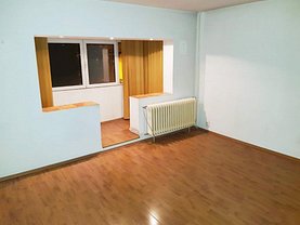 Apartament de vânzare 2 camere, în Bucureşti, zona Aviaţiei