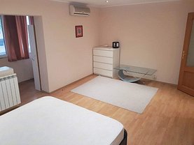 Apartament de vanzare 3 camere, în Bucuresti, zona Aviatiei