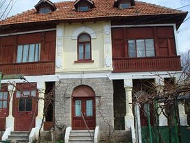 Casa de vânzare 7 camere, în Eforie Sud, zona Central