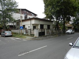Casa de vânzare sau de închiriat 4 camere, în Bucureşti, zona Bucureştii Noi