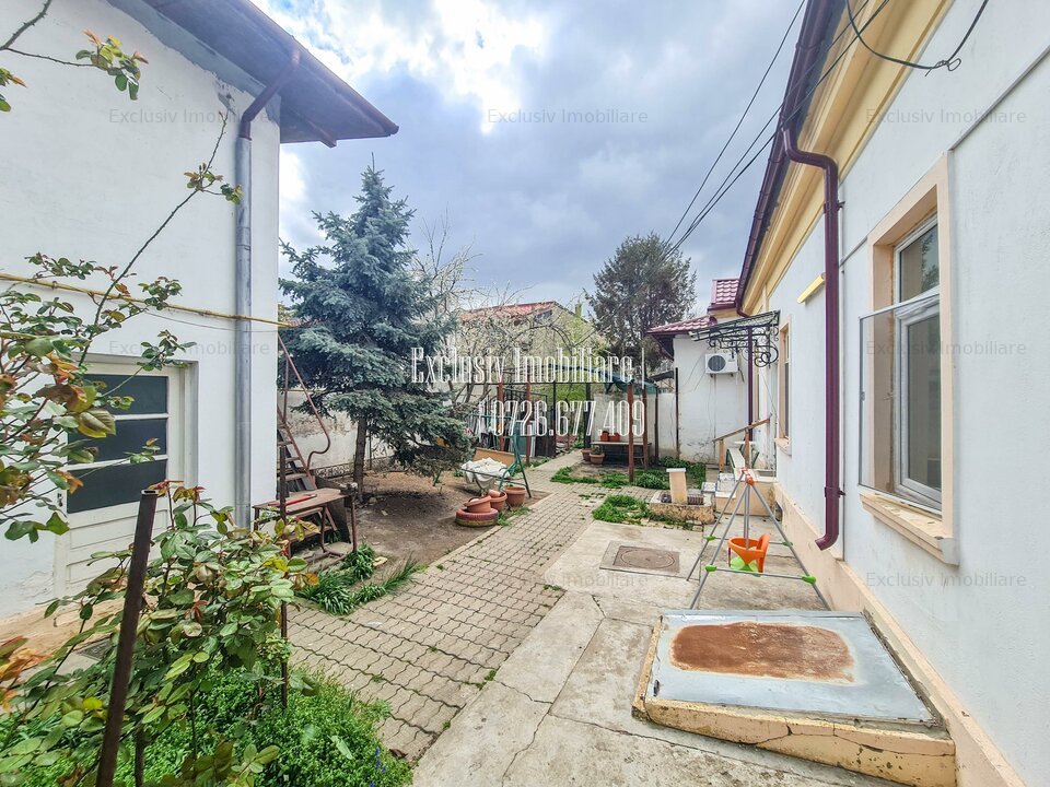 Casa cu 3 camere nemobilata cu Centrala pe Gaz - zona Capitol