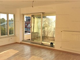 Apartament de vânzare 2 camere, în Bucureşti, zona Dămăroaia