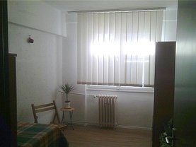 Apartament de vânzare 3 camere, în Bucureşti, zona Giurgiului