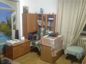 Apartament de vânzare 3 camere, în Bucureşti, zona Giurgiului