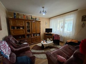 Apartament de vânzare 2 camere, în Focşani, zona Sud