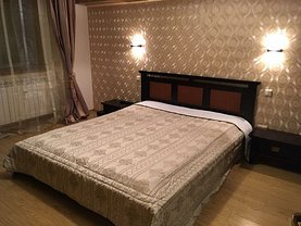 Apartament de închiriat 3 camere, în Focşani, zona Brăilei