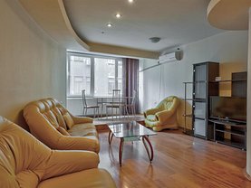 Apartament de vânzare 3 camere, în Bucuresti, zona Calea Victoriei